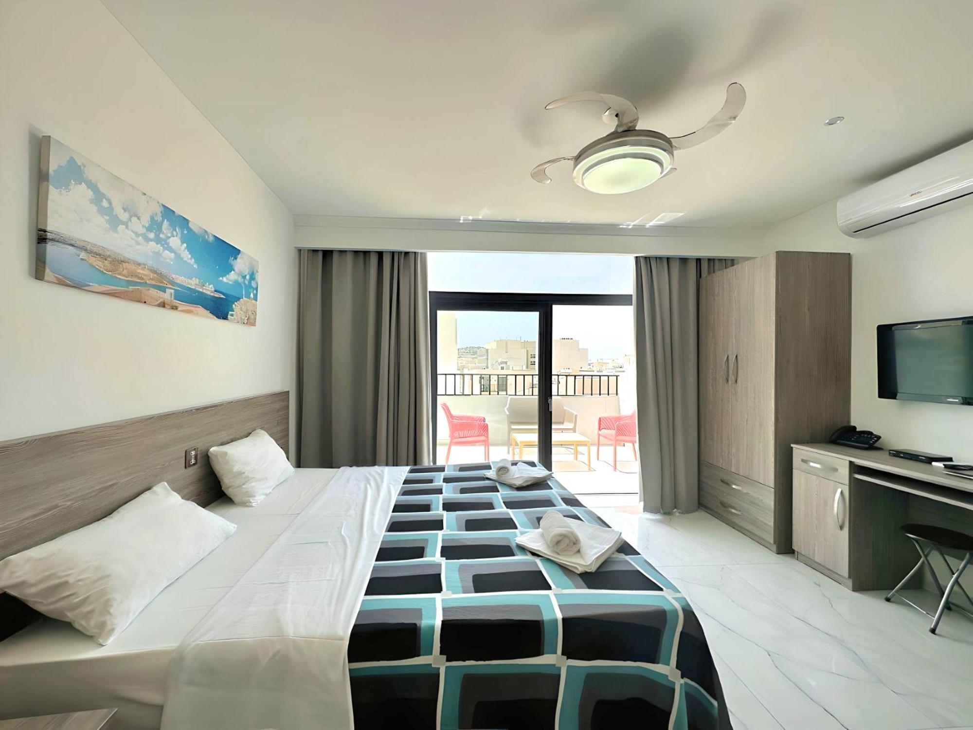 For Rest Aparthotel St. Paul's Bay Exterior photo